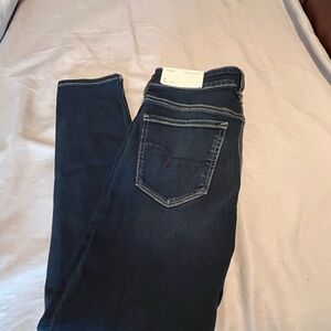 NWT AE size 8 short jegging next level stretch
